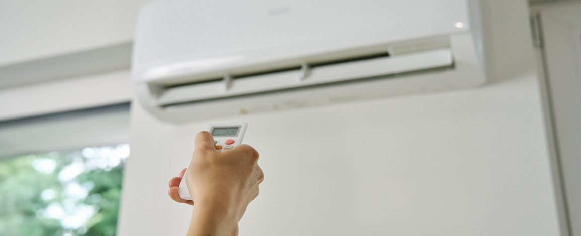 Qual é o ar-condicionado mais econômico: 9000 ou 12000 BTUs?