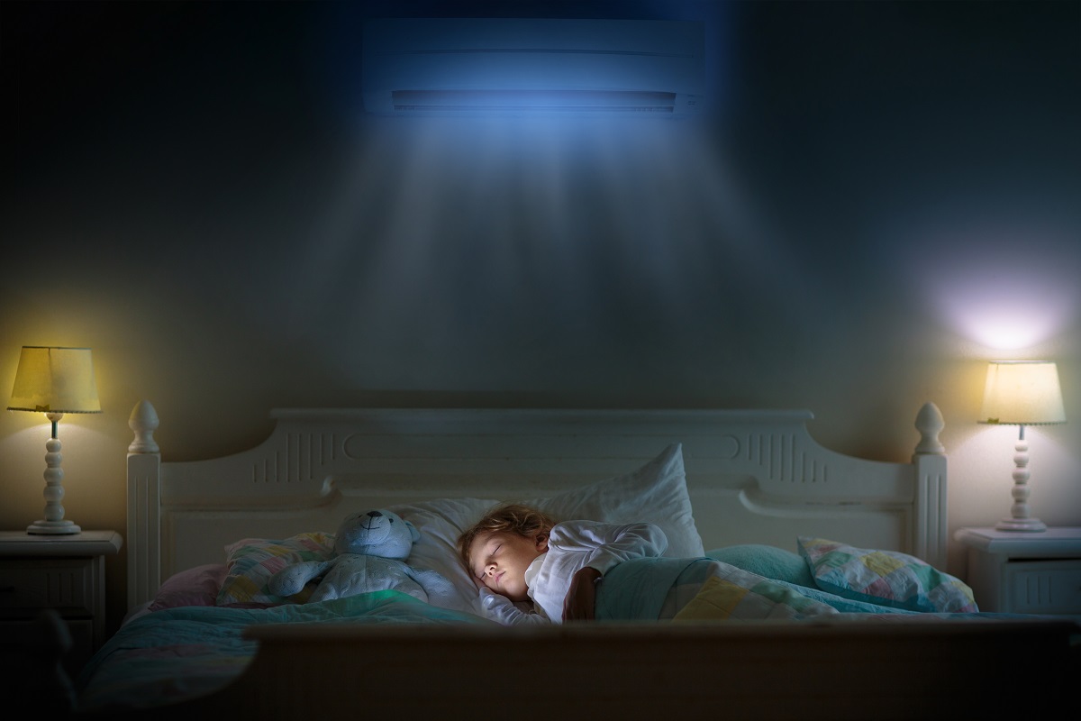 Dormir com ar-condicionado ligado faz mal?