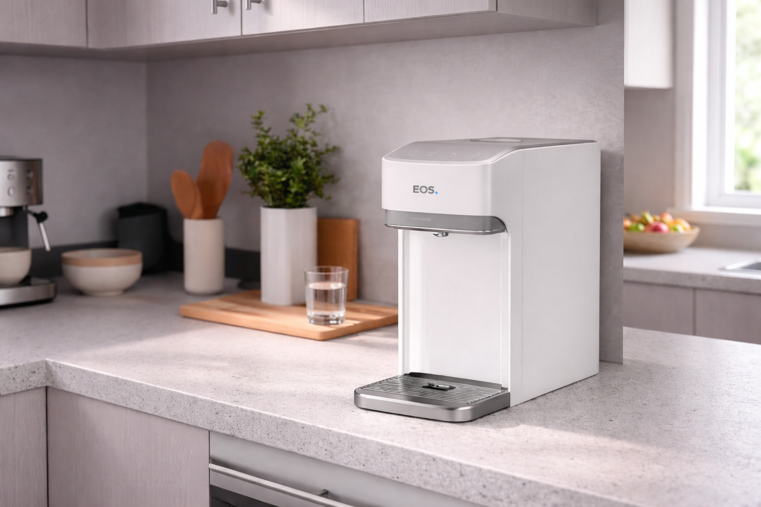 Bebedouro e Purificador EOS Mineralle Slim Touch: mais praticidade para ter água pura, fria ou gelada em casa