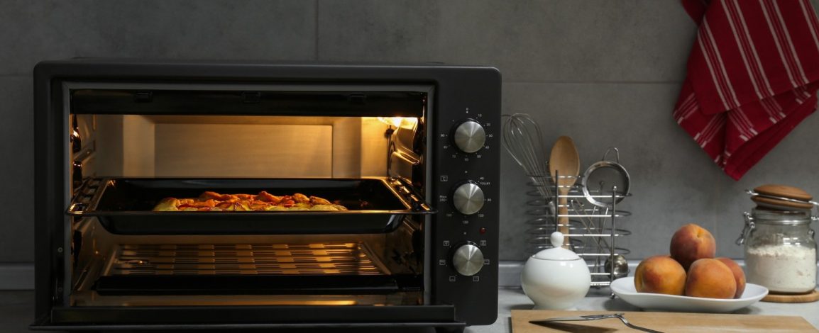 Forno elétrico de bancada: quando vale mais que air fryer (e quando não vale)
