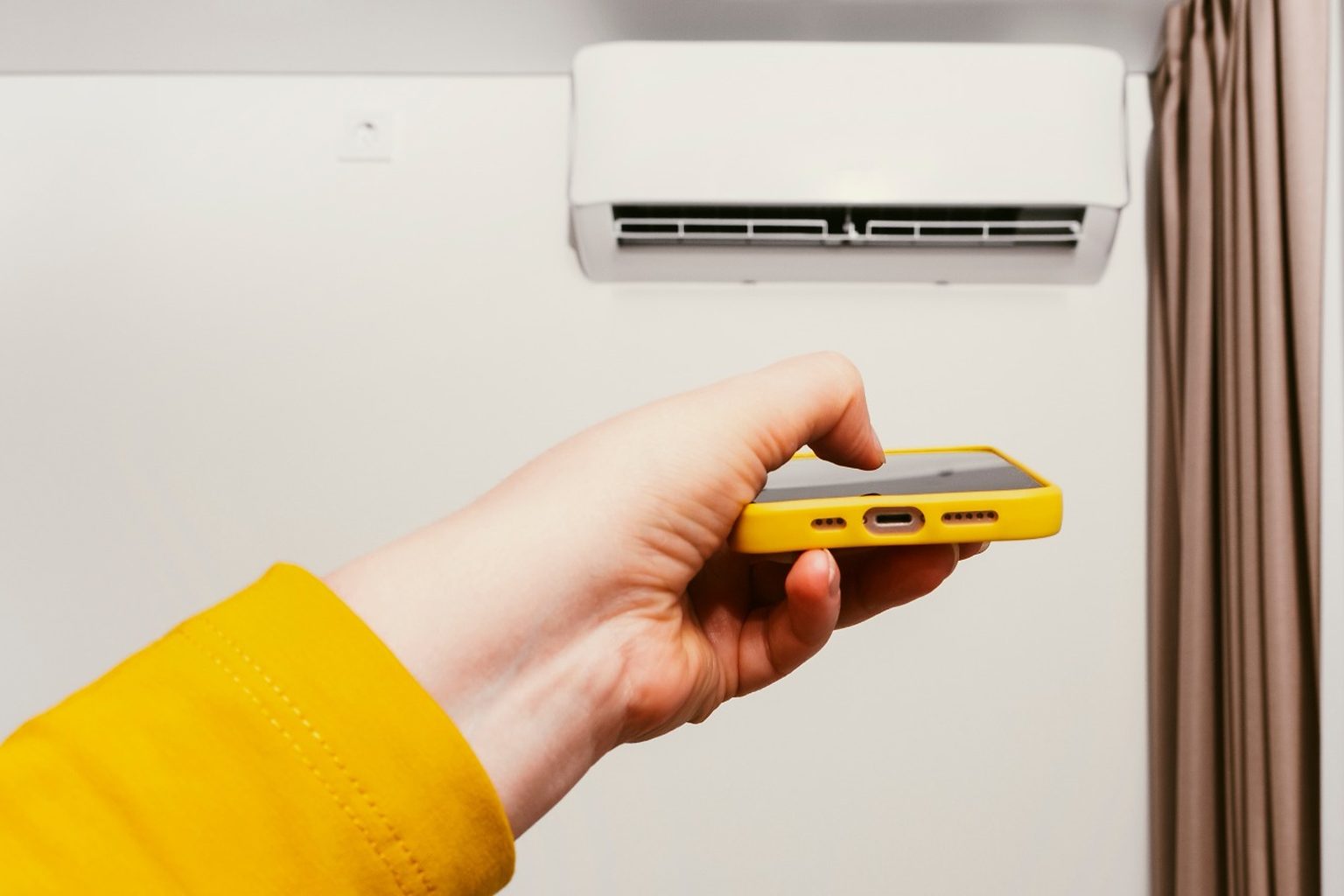 Split com wi-fi e controle por app: praticidade e economia na climatização da sua casa