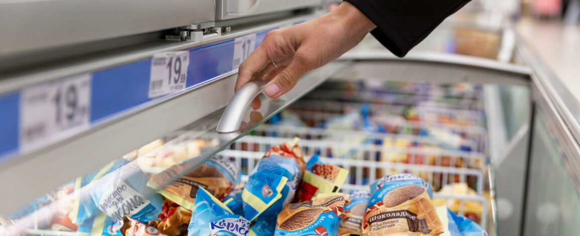 Qual a temperatura ideal do freezer para sorvete e picolé no ponto de venda?